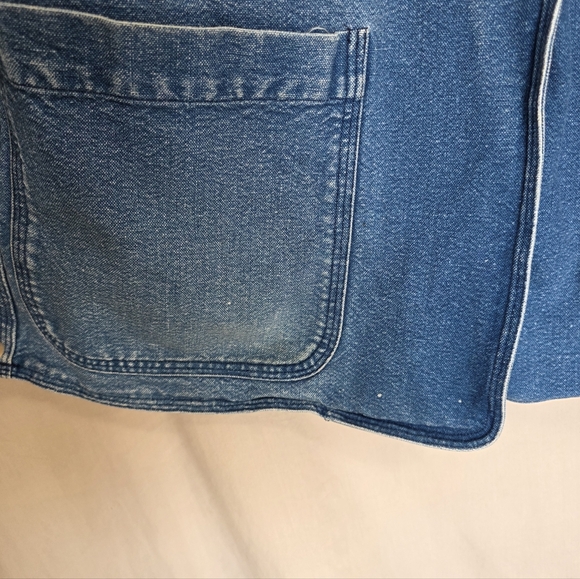 Perry Ellis Women's Blue Denim Chore Barn Jean Jacket Size Medium Square Pockets - Picture 3 of 15